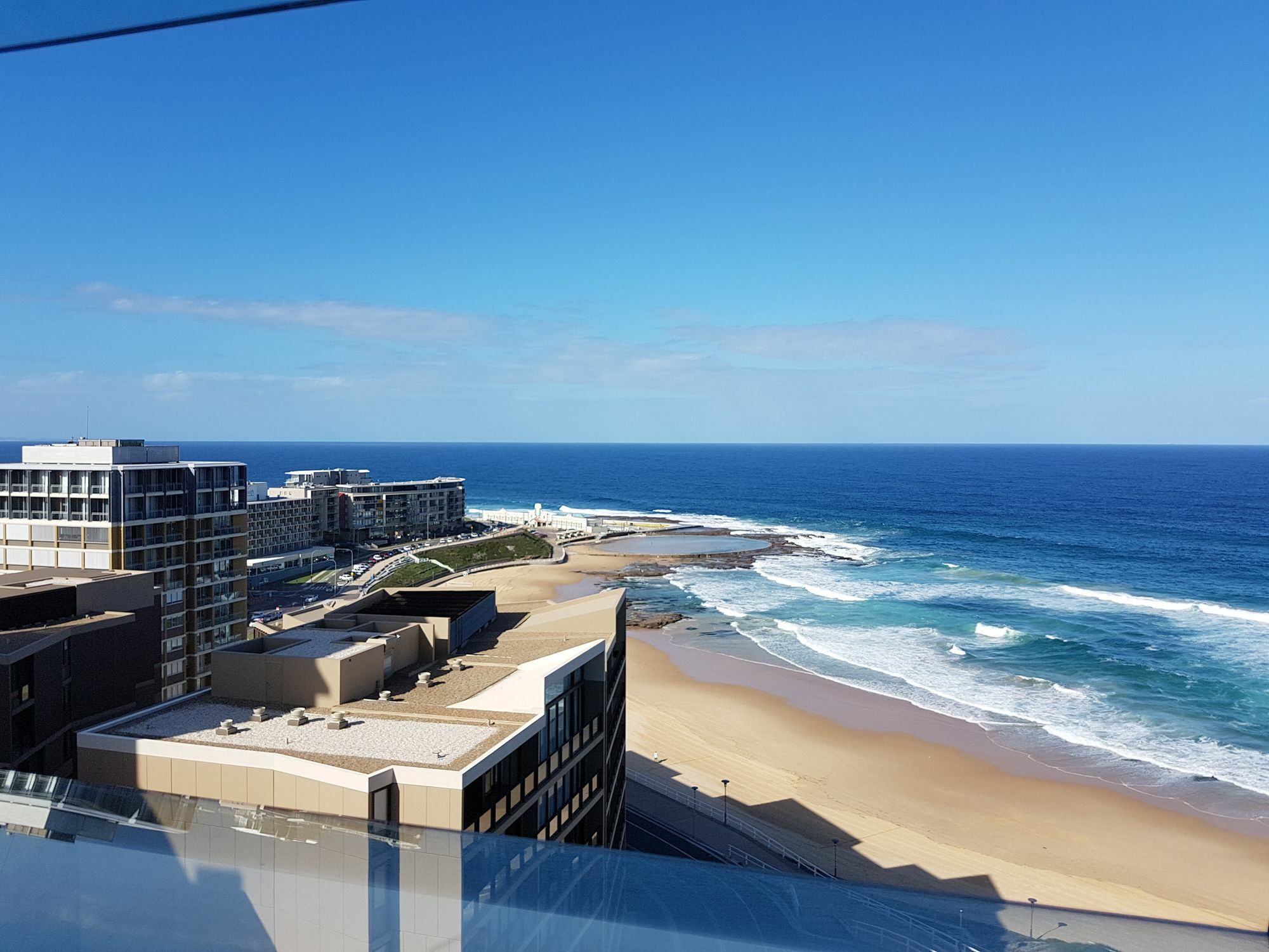 Beau Monde Apartments Newcastle - Horizon Newcastle Beach Exterior photo