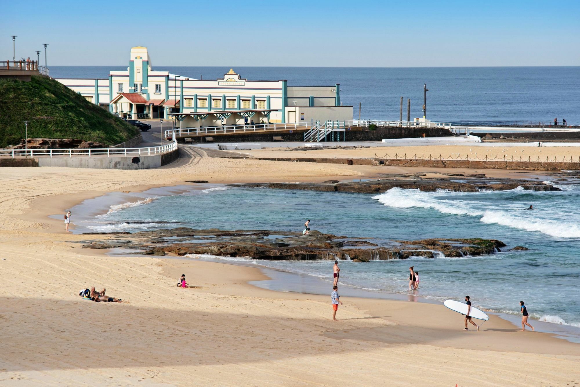 Beau Monde Apartments Newcastle - Horizon Newcastle Beach Exterior photo